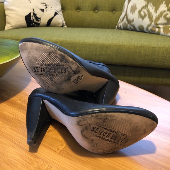 Seychelles Black Bootie Heels Size 7 1/2 - Picture 6 of 13
